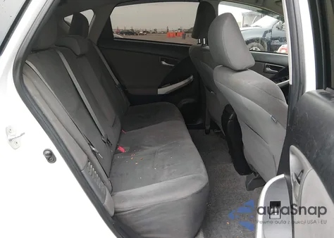 2013 Toyota Prius Three z USA, uszkodzony, nr VIN JTDKN3DU1D0344273